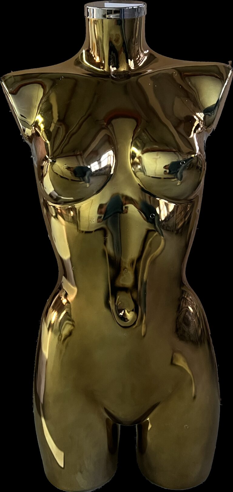 4.2 LV Corp Gold 2 768x1620